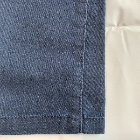 Size 28 Dark Wash Skinny Jean Forever 21 Denim - Picture 6 of 15
